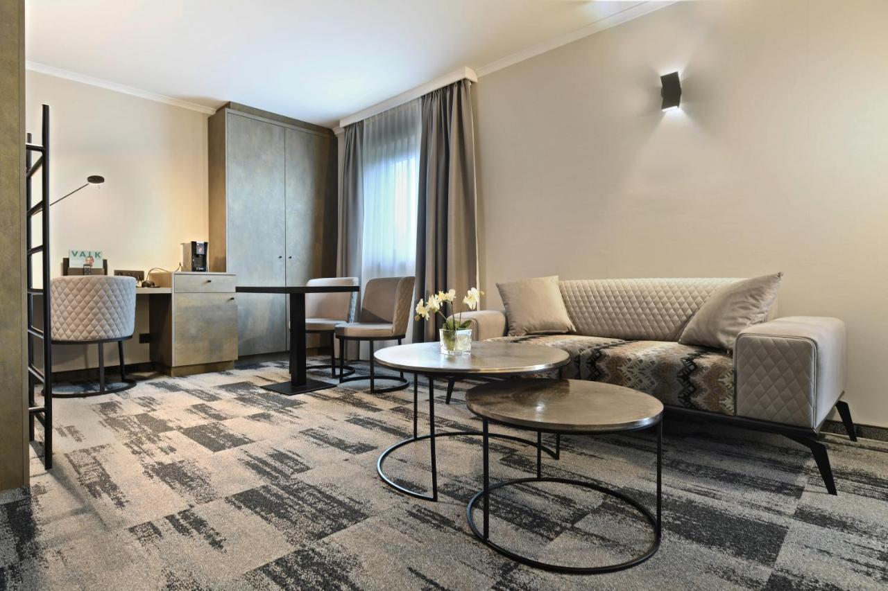 Airport - Der Valk Hotel Charleroi