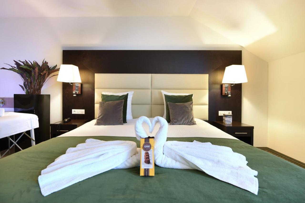 Hotel Airport - Der Valk 4*